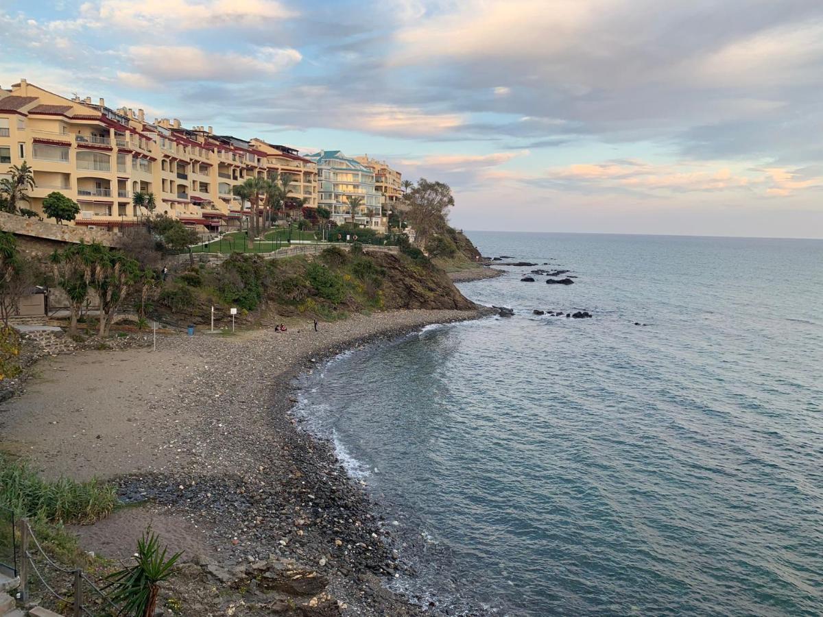 Piso En Zona Tranquila De - Torrequebrada Golf Benalmádena Exterior foto