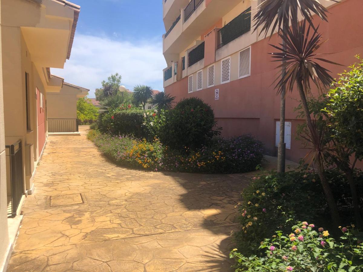 Piso En Zona Tranquila De - Torrequebrada Golf Benalmádena Exterior foto